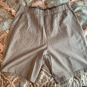 Lululemon Shorts - XL